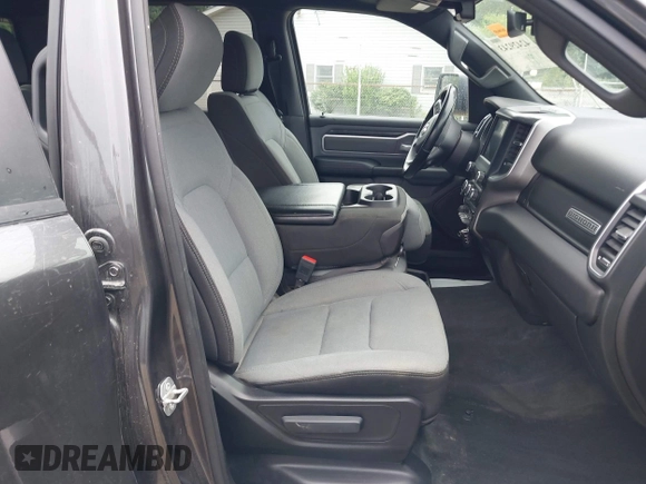2021 Ram 1500 Big Horn with VIN 1C6SRFFT6MN646291, listed as a IAAI auction lot 42429243 with 74,364 mi miles and . Bid and sale history available at DreamBid. Image 5.