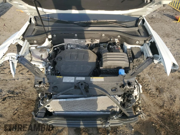 2024 Volkswagen Atlas SE with VIN 1V2WR2CA2RC584251, listed as a Copart auction lot 48496135 with 26,555 mi miles and Clean title. Bid and sale history available at DreamBid. Image 12.