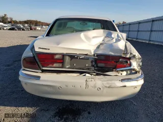 2004 Buick Park Avenue with VIN 1G4CW54K644120836, listed as a Copart auction lot 76024924 with 235,398 mi miles and Clean Title. Bid and sale history available at carsss.com. Image 6.