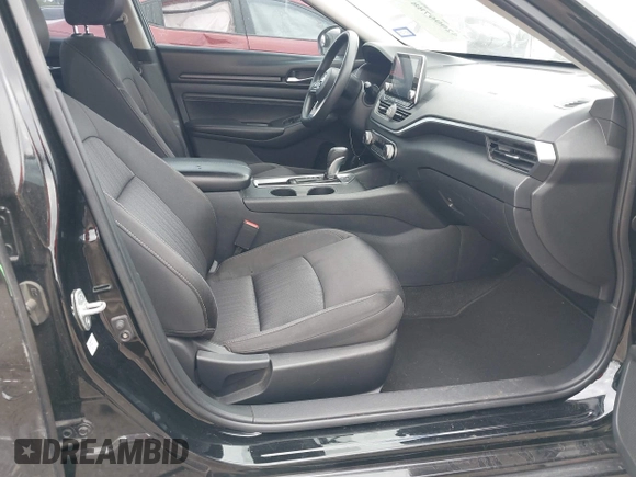2019 Nissan Altima S with VIN 1N4BL4BV1KC239953, listed as a IAAI auction lot 42006788 with 172,042 mi miles and . Bid and sale history available at DreamBid. Image 5.