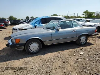 1989 Mercedes-Benz 560 560SL with VIN WDBBA48D1KA096480, listed as a Copart auction lot 71076444 with 208,407 mi miles and Clean Title. Bid and sale history available at carsss.com. Image 1.