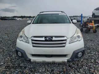 2014 Subaru Outback Limited with VIN 4S4BRCNC4E3213134, listed as a Copart auction lot 64635925 with 146,789 mi miles and Clean title. Bid and sale history available at DreamBid. Image 5.