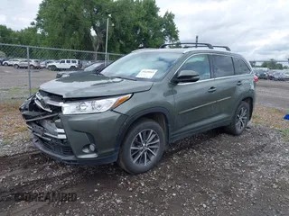 2018 Toyota Highlander SE with VIN 5TDJZRFH9JS823049, listed as a IAAI auction lot 39639165 with 85,990 mi miles and . Bid and sale history available at DreamBid. Image 18.