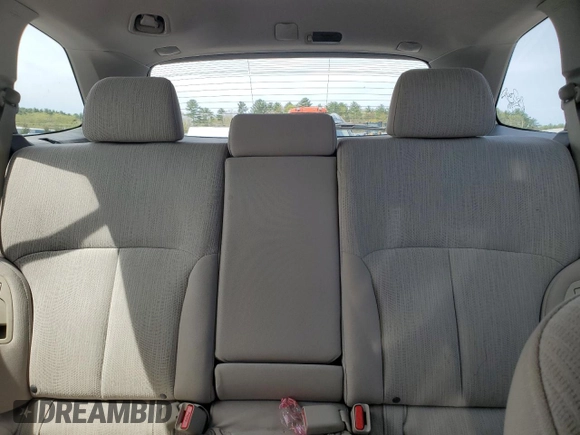 2014 Subaru Outback 2.5i with VIN 4S4BRBAC2E3251901, listed as a Copart auction lot 56006135 with 135,939 mi miles and Salvage title. Bid and sale history available at DreamBid. Image 10.