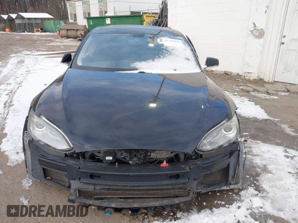 2013 Tesla Model S с VIN 5YJSA1AG2DFP11228, выставлен на аукционе IAAI как лот 41339370 с пробегом 121 237 миль миль и . История ставок и продаж доступна на DreamBid. Изображение 12.