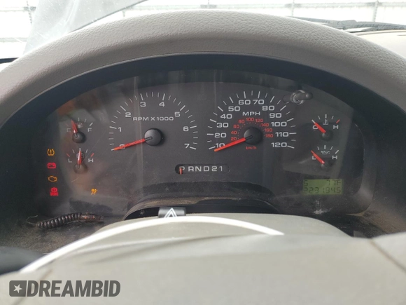 2007 Ford F-150 XLT with VIN 1FTPX14V57KD49871, listed as a Copart auction lot 51836105 with 223,194 mi miles and Clean title. Bid and sale history available at DreamBid. Image 9.