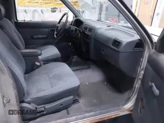 1996 Nissan Frontier XE with VIN 1N6SD16Y6TC318642, listed as a IAAI auction lot 41529283 with 154,632 mi miles and . Bid and sale history available at DreamBid. Image 5.