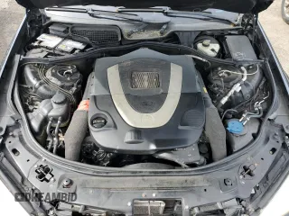 2009 Mercedes-Benz S 550 z VIN WDDNG86X29A243651, wystawiony jako Copart lot #57601455 z przebiegiem 141 637 mil mil oraz Nie do naprawy • Non repairable. Historia ofert i sprzedaży dostępna na DreamBid. Obrazek 11.