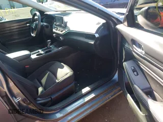 2019 Nissan Altima S z VIN 1N4BL4BV4KC187993, wystawiony jako IAAI lot #41972120 z przebiegiem 107 227 mil mil oraz . Historia ofert i sprzedaży dostępna na DreamBid. Obrazek 5.