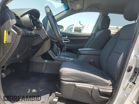 2013 Kia Sorento LX with VIN 5XYKT4A27DG391137, listed as a Copart auction lot 65649105 with 129,027 mi miles and Clean title. Bid and sale history available at DreamBid. Image 7.