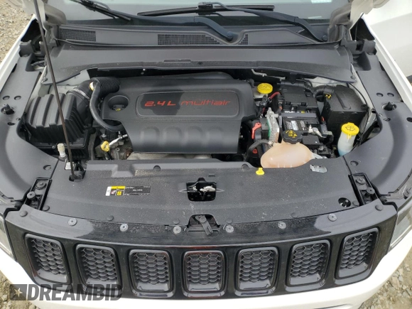 2018 Jeep Compass Latitude with VIN 3C4NJDBB0JT453466, listed as a Copart auction lot 51288935 with 94,886 mi miles and Salvage Title. Bid and sale history available at DreamBid. Image 12.