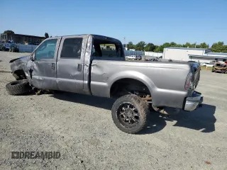 2007 Ford F-250 XL z VIN 1FTSW21P67EB24138, wystawiony jako Copart lot #54596935 z przebiegiem Nie podano mil oraz Szkoda całkowita • Salvage title. Historia ofert i sprzedaży dostępna na DreamBid. Obrazek 2.