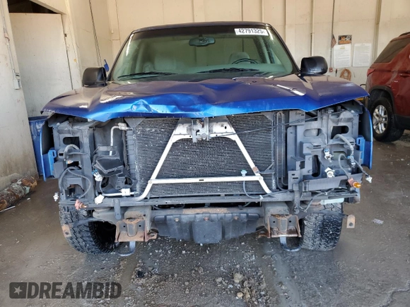 2003 Chevrolet Silverado 1500 LS with VIN 1GCEK14V93Z284241, listed as a Copart auction lot 42791325 with 199,776 mi miles and Salvage Title. Bid and sale history available at DreamBid. Image 5.