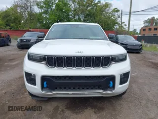 2022 Jeep Grand Cherokee Overland z VIN 1C4RJYD60N8717511, wystawiony jako IAAI lot #42366903 z przebiegiem 43 844 mil mil oraz . Historia ofert i sprzedaży dostępna na DreamBid. Obrazek 12.