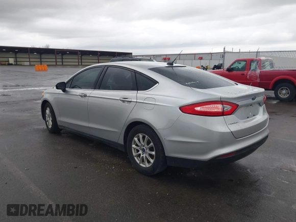 2016 Ford Fusion S with VIN 3FA6P0G72GR133285, listed as a IAAI auction lot 41951386 with 189,001 mi miles. Bid and sale history available at carsss.com. Image 3.