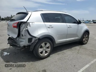 2013 Kia Sportage LX z VIN KNDPB3A26D7357884, wystawiony jako Copart lot #55836165 z przebiegiem 140 252 mil mil oraz Szkoda całkowita • Salvage title. Historia ofert i sprzedaży dostępna na DreamBid. Obrazek 3.