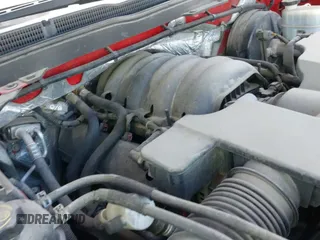 2014 Chevrolet Silverado 1500 LT z VIN 1GCRCREC1EZ370205, wystawiony jako IAAI lot #43060748 z przebiegiem 115 775 mil mil oraz . Historia ofert i sprzedaży dostępna na DreamBid. Obrazek 20.