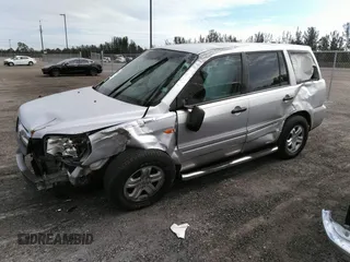 2007 Honda Pilot LX z VIN 5FNYF28137B003352, wystawiony jako IAAI lot #41763750 z przebiegiem 188 828 mil mil oraz . Historia ofert i sprzedaży dostępna na DreamBid. Obrazek 2.