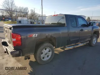 2010 Chevrolet Silverado 1500 LT with VIN 1GCSKSE32AZ287985, listed as a Copart auction lot 50831705 with 276,968 mi miles and Clean Title. Bid and sale history available at carsss.com. Image 3.