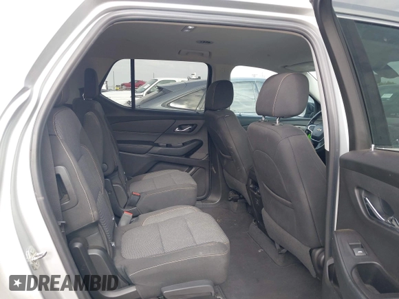 2018 Chevrolet Traverse LT Cloth z VIN 1GNEVGKW5JJ261287, wystawiony jako IAAI lot #42068315 z przebiegiem 152 956 mil mil oraz . Historia ofert i sprzedaży dostępna na DreamBid. Obrazek 8.