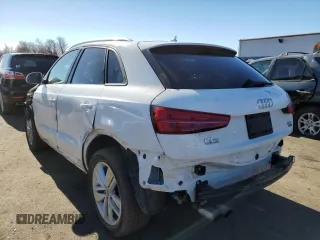 2018 Audi Q3 Premium with VIN WA1ECCFS4JR014661, listed as a Copart auction lot 40163163 with 93,587 mi miles. Bid and sale history available at carsss.com. Image 2.