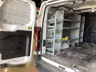2019 Ford Transit с VIN 1FTYR1YG0KKB48172, выставлен на аукционе IAAI как лот 42702776 с пробегом 189 758 миль миль и . История ставок и продаж доступна на DreamBid. Изображение 9.