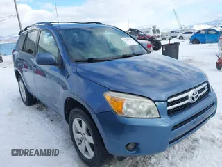 2008 Toyota RAV4 Ltd with VIN JTMBK31V186044743, listed as a IAAI auction lot 41578166 with 227,663 mi miles. Bid and sale history available at carsss.com. Image 1.