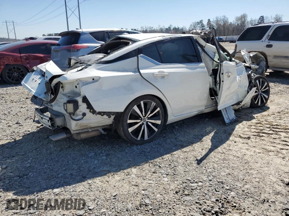 2020 Nissan Altima 2.5 SR with VIN 1N4BL4CV6LC142733, listed as a Copart auction lot 48679675 with 0 mi miles and Salvage Title. Bid and sale history available at carsss.com. Image 3.