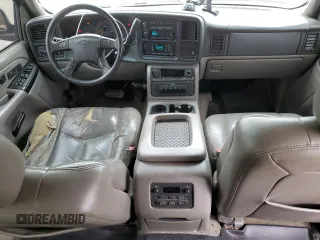2006 Chevrolet Suburban Z71 with VIN 3GNFK16Z16G115704, listed as a Copart auction lot 52388955 with 274,722 mi miles and Salvage Title. Bid and sale history available at DreamBid. Image 8.