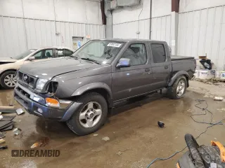 2000 Nissan Frontier XE z VIN 1N6ED27Y0YC331220, wystawiony jako Copart lot #83983184 z przebiegiem Nie podano mil oraz Nie do naprawy • Non repairable. Historia ofert i sprzedaży dostępna na DreamBid. Obrazek 1.