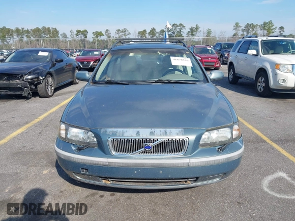 2002 Volvo V70 with VIN YV1SW58D421197371, listed as a IAAI auction lot 41678540 with 219,756 mi miles and . Bid and sale history available at DreamBid. Image 6.