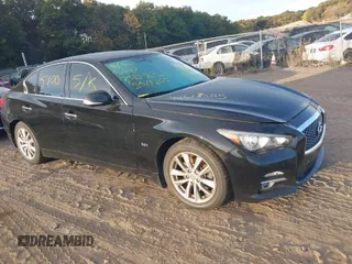 2016 Infiniti Q50 3.0t Premium with VIN JN1EV7AR3GM341671, listed as a IAAI auction lot 40613585 with 999,999 mi miles. Bid and sale history available at carsss.com. Image 1.