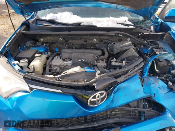 2016 Toyota RAV4 XLE with VIN JTMRFREV4GD186580, listed as a IAAI auction lot 40916703 with 117,120 mi miles and . Bid and sale history available at DreamBid. Image 10.