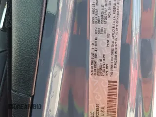 2024 Jeep Wrangler Sahara z VIN 1C4RJXP62RW228549, wystawiony jako Copart lot #57480235 z przebiegiem 6 036 mil mil oraz Szkoda całkowita • Salvage title. Historia ofert i sprzedaży dostępna na DreamBid. Obrazek 13.