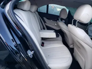 2017 Mercedes-Benz E-Class E 300 Luxury with VIN WDDZF4JB1HA103419, listed as a Copart auction lot 70648582 with 71,194 mi miles. Bid and sale history available at carsss.com. Image 10.