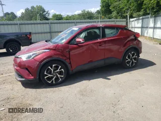 2018 Toyota C-HR XLE z VIN NMTKHMBX2JR007547, wystawiony jako Copart lot #58030525 z przebiegiem 51 969 mil mil oraz Szkoda całkowita • Salvage title. Historia ofert i sprzedaży dostępna na DreamBid. Obrazek 1.