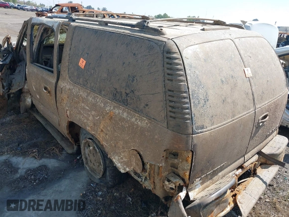 2003 Chevrolet Suburban LT z VIN 3GNEC16Z23G120835, wystawiony jako IAAI lot #41885363 z przebiegiem Nie podano mil oraz . Historia ofert i sprzedaży dostępna na DreamBid. Obrazek 3.