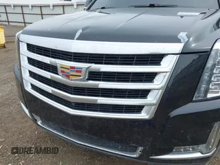 2017 Cadillac Escalade Premium Luxury z VIN 1GYS4CKJ0HR271498, wystawiony jako IAAI lot #42349511 z przebiegiem 52 338 mil mil oraz . Historia ofert i sprzedaży dostępna na DreamBid. Obrazek 6.