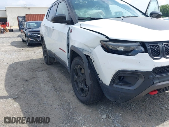 2024 Jeep Compass Trailhawk with VIN 3C4NJDDN2RT602771, listed as a IAAI auction lot 42462793 with 25,152 mi miles and . Bid and sale history available at DreamBid. Image 6.