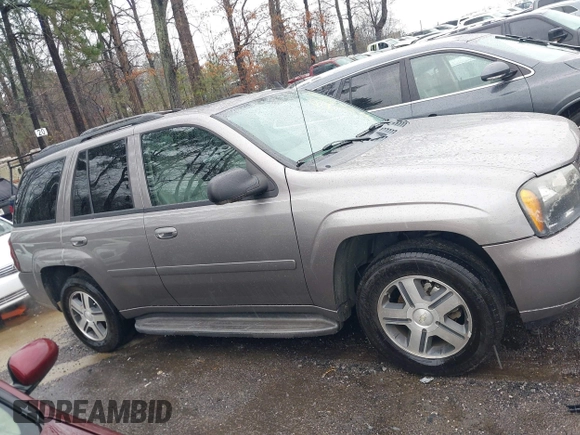 2006 Chevrolet TrailBlazer LS with VIN 1GNDS13S562239191, listed as a IAAI auction lot 41723168 with 154,210 mi miles and . Bid and sale history available at DreamBid. Image 13.