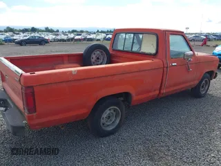 1986 Ford Ranger z VIN 1FTCR10TXGUC58788, wystawiony jako IAAI lot #42582428 z przebiegiem 94 444 mil mil oraz . Historia ofert i sprzedaży dostępna na DreamBid. Obrazek 4.