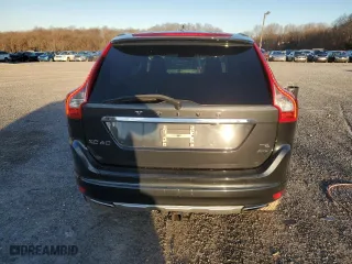 2015 Volvo XC60 T6 Platinum with VIN YV4902RM1F2662348, listed as a Copart auction lot 84502354 with 106,515 mi miles and Salvage Title. Bid and sale history available at carsss.com. Image 6.