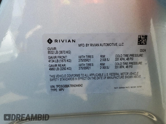 2024 Rivian R1S Adventure z VIN 7PDSGBBA7RN044642, wystawiony jako Copart lot #62567904 z przebiegiem 1888 mil mil oraz Szkody całkowita. Historia ofert i sprzedaży dostępna na DreamBid. Obrazek 14.