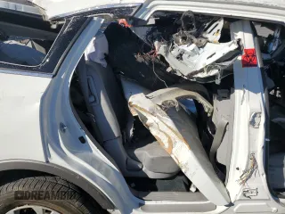 2012 Hyundai Veracruz Limited with VIN KM8NU4CCXCU181737, listed as a Copart auction lot 50031495 with Not provided miles and Salvage title. Bid and sale history available at DreamBid. Image 10.