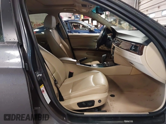 2006 BMW 3 Series 325i with VIN WBAVB13526KX36980, listed as a IAAI auction lot 42308455 with 147,512 mi miles and . Bid and sale history available at DreamBid. Image 5.