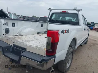 2017 Ford F-250 Lariat с VIN 1FT7W2B61HEE31617, выставлен на аукционе IAAI как лот 42782785 с пробегом 239 111 миль миль и . История ставок и продаж доступна на DreamBid. Изображение 4.