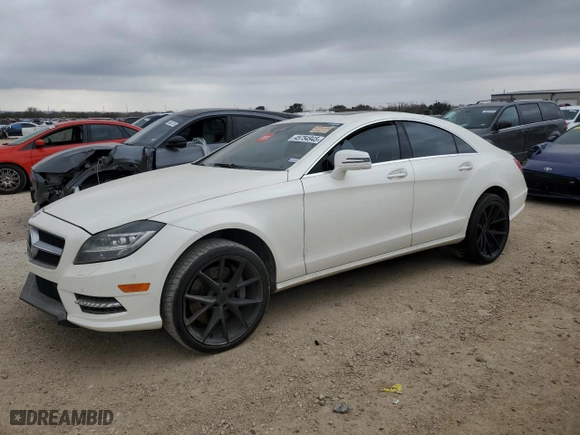 2013 Mercedes-Benz CLS-Class CLS 550 with VIN WDDLJ7DB1DA081143, listed as a Copart auction lot 45754945 with 131,193 mi miles and Clean Title. Bid and sale history available at carsss.com. Image 1.