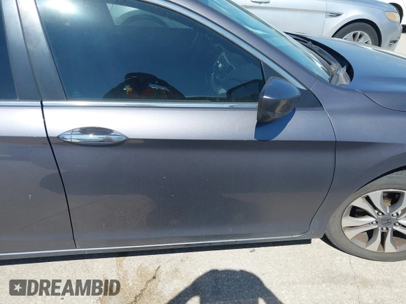 2015 Honda Accord LX with VIN 1HGCR2F38FA079017, listed as a IAAI auction lot 42099637 with 156,177 mi miles and . Bid and sale history available at carsss.com. Image 13.