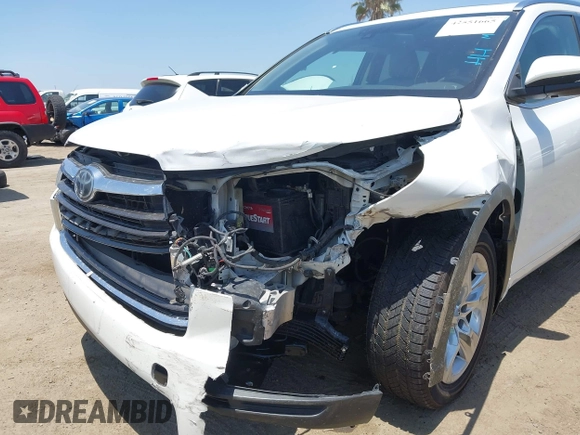 2016 Toyota Highlander Limited with VIN 5TDDKRFH8GS329274, listed as a IAAI auction lot 42551665 with 93,293 mi miles and . Bid and sale history available at DreamBid. Image 6.