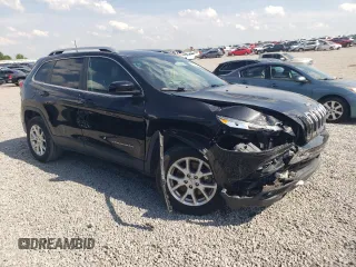 2017 Jeep Cherokee Latitude z VIN 1C4PJMCS8HW530158, wystawiony jako Copart lot #55264705 z przebiegiem 46 608 mil mil oraz Szkoda całkowita • Salvage title. Historia ofert i sprzedaży dostępna na DreamBid. Obrazek 4.